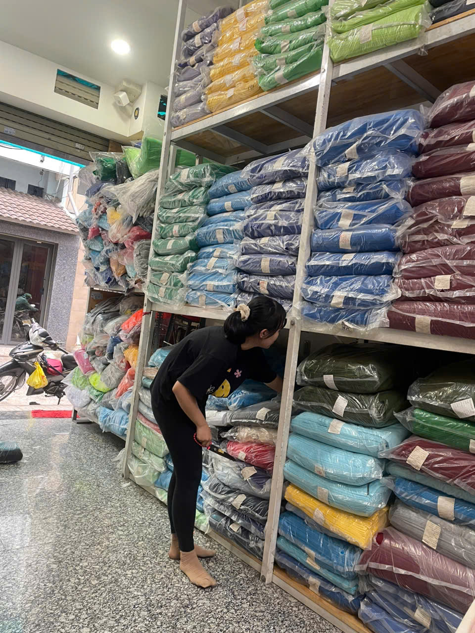 vải may đồng phục nhiều màu, đa dạng chủng loại