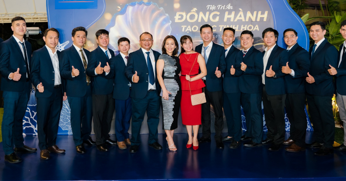 Đồng phục công ty Vierbac khu công nghiệp Sông mây - hình 3